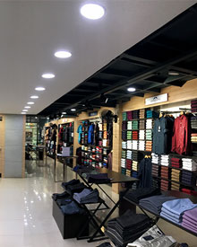 Extra Apparel Store